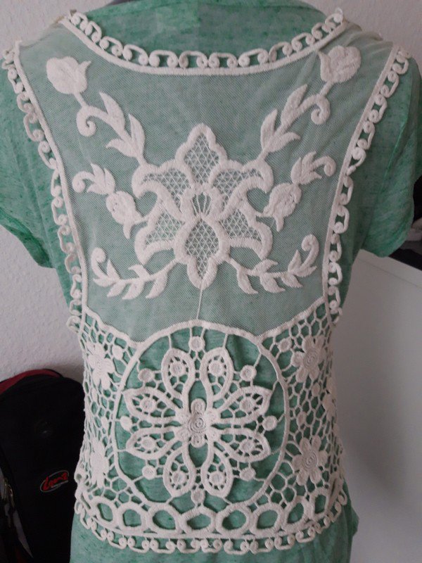 Sehr schöne weiße Weste 