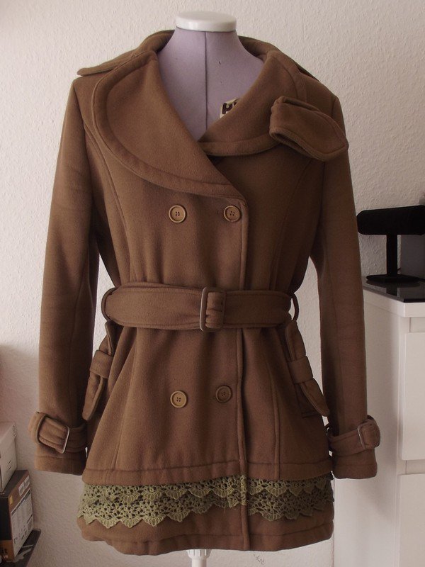 Sehr schöne warme Beige Winter-Jacke