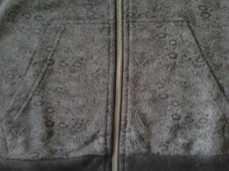  Sehr schöne Sweatshirt- Jacke Gr. S