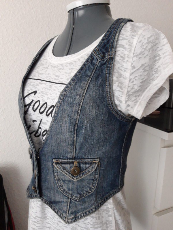 Sehr schöne Jeans- Weste 