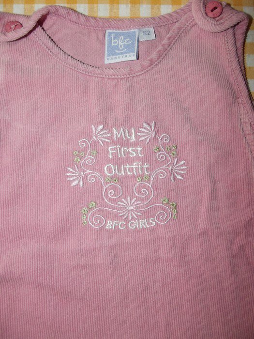 Super süßes Fein Cord Kleidchen von bfc 