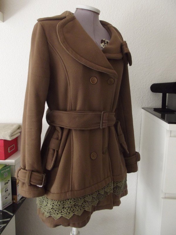 Sehr schöne warme Beige Winter-Jacke