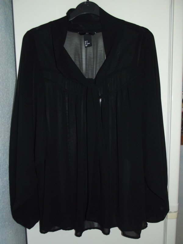 Sehr schöne schwarze Bluse/ Hängerchen