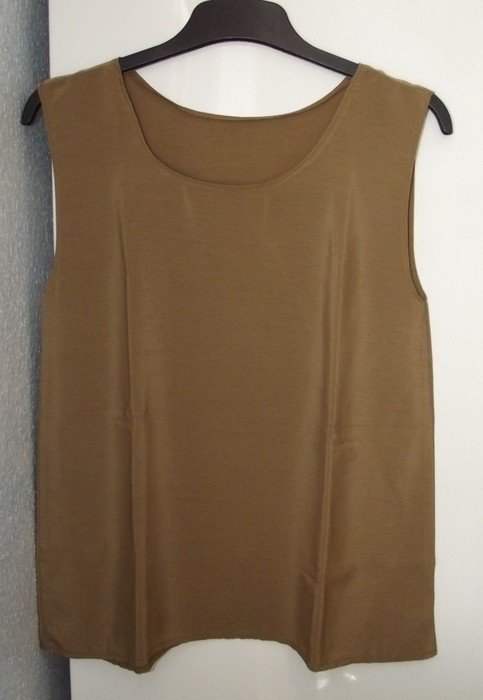 Sehr schönes leichtes Sommer Top Gr. 36