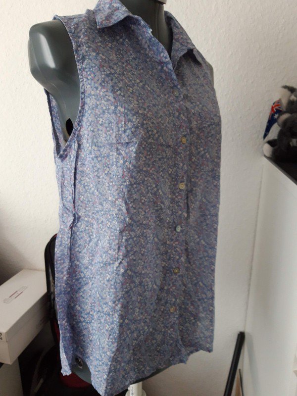 Süße Bluse mit Blumenmuster