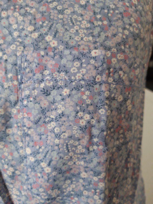 Süße Bluse mit Blumenmuster