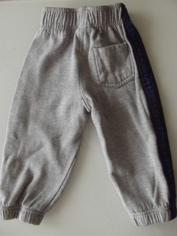 Schöne Sport/ Jogging Hose