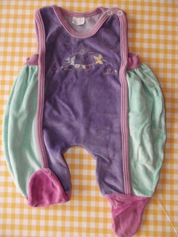 Zwei schöne Strampler