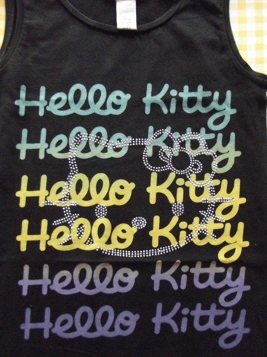 Schönes Hello Kitty Kleid 