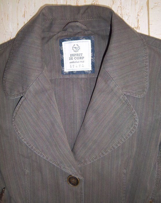 Sehr schöne Neuwertige Jacke von Esprit