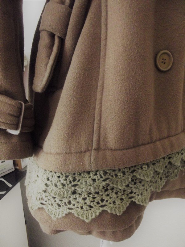 Sehr schöne warme Beige Winter-Jacke