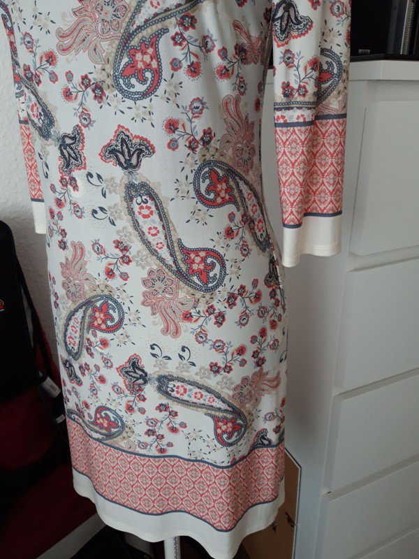 Sehr schönes Kleid von Atmosphere