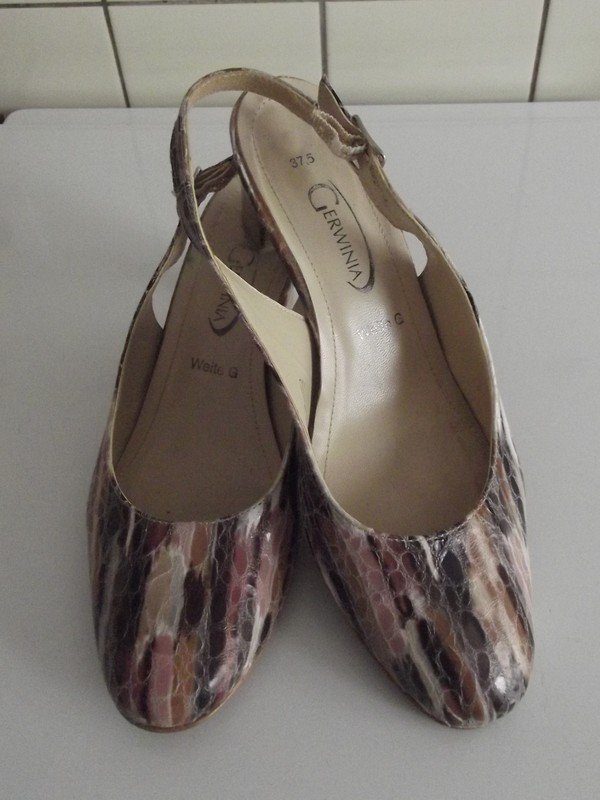 Sehr schöne Slingpumps Gr.37,5