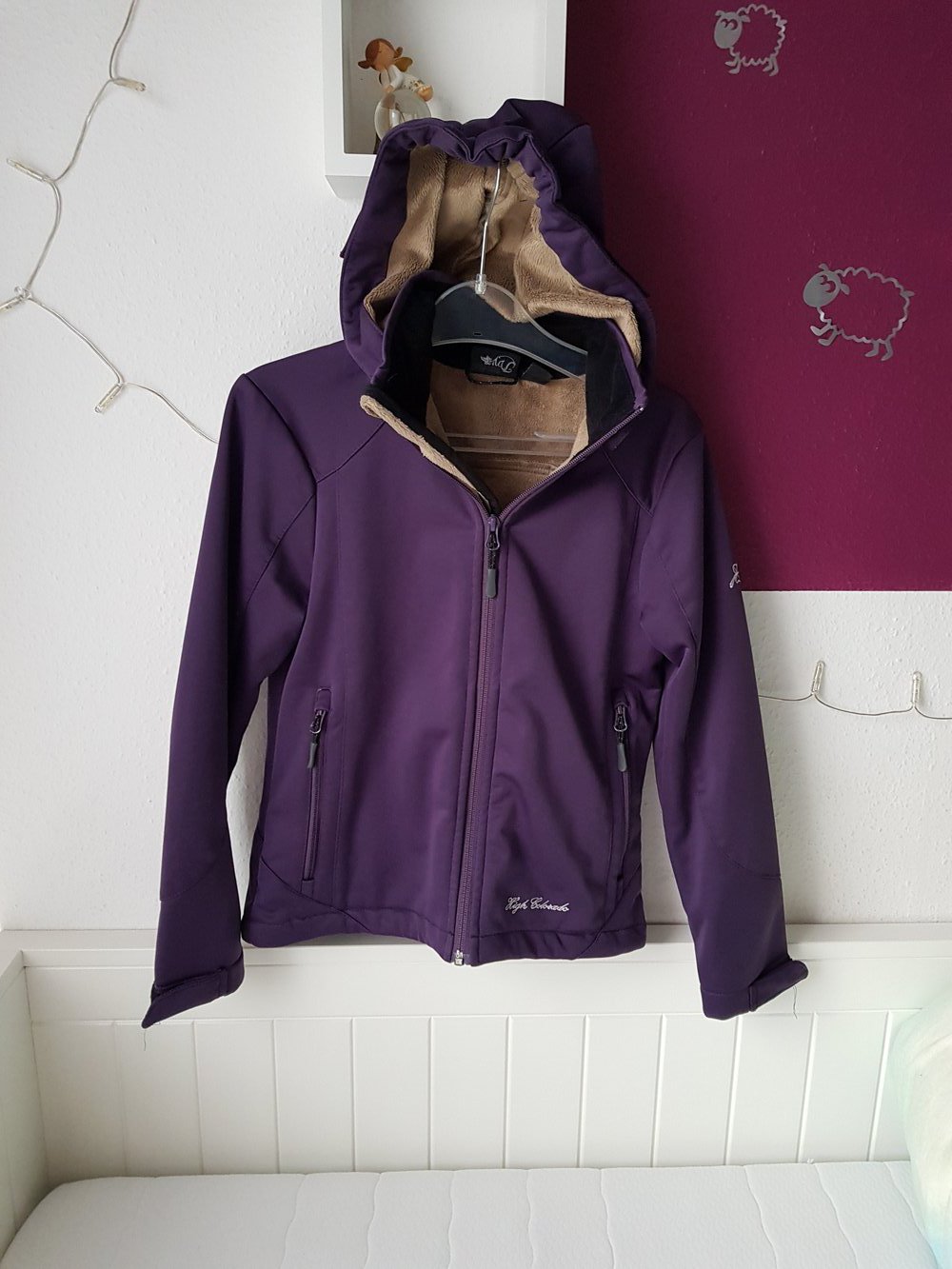 Schöne Outdoor-/Softshelljacke