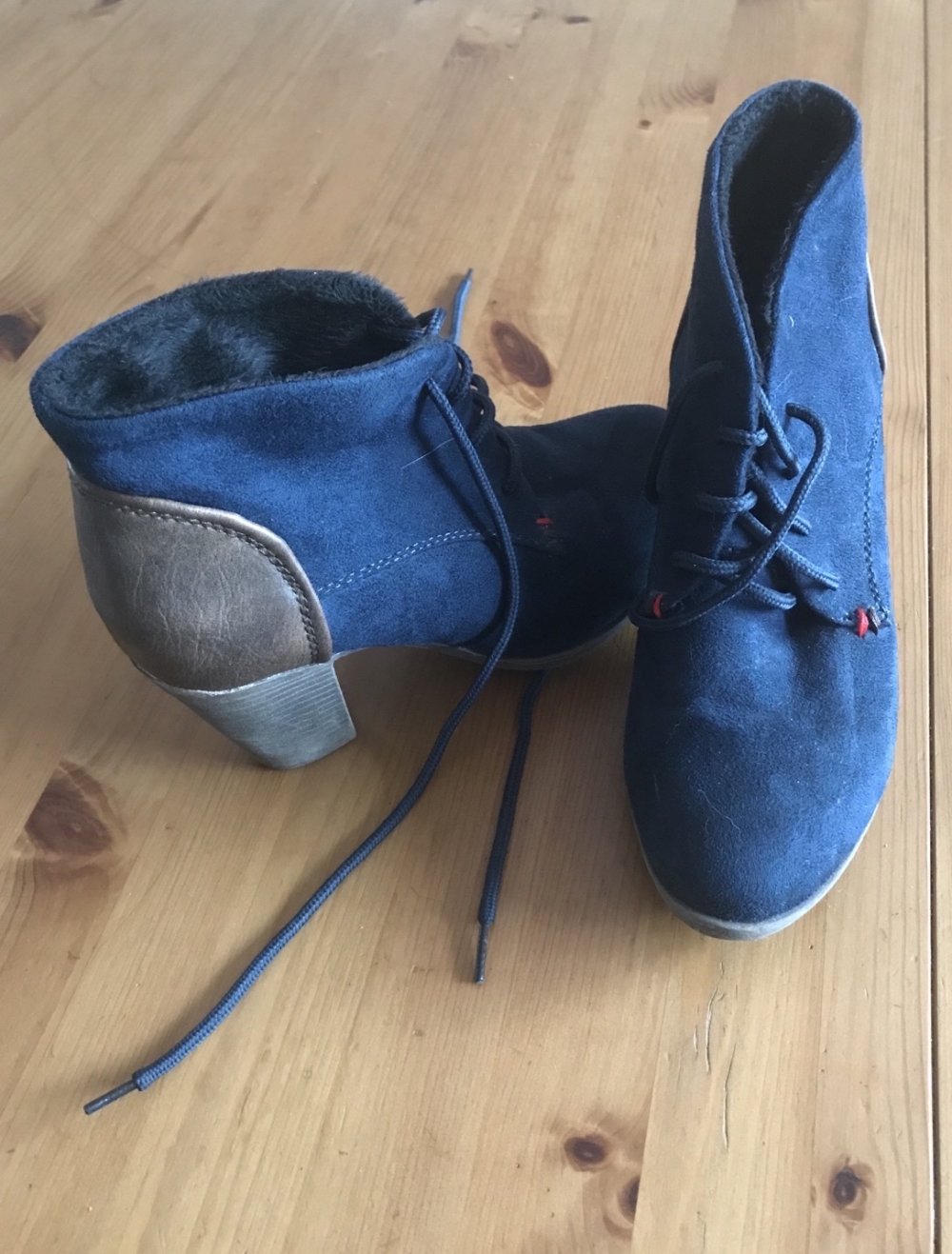 blaue Halbschuhe mit absatz