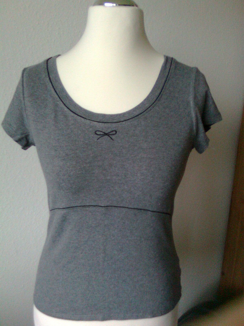 T-Shirt in grau