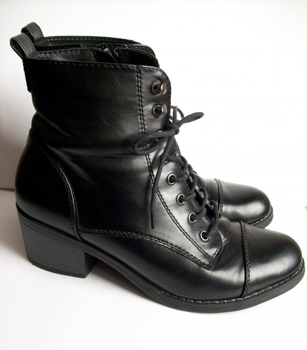 Schnürstiefel mit Reißverschluss