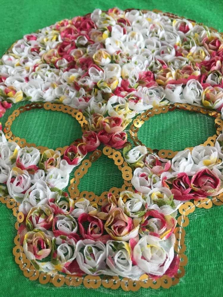 Blumen-Totenkopf Shirt Gr.L 