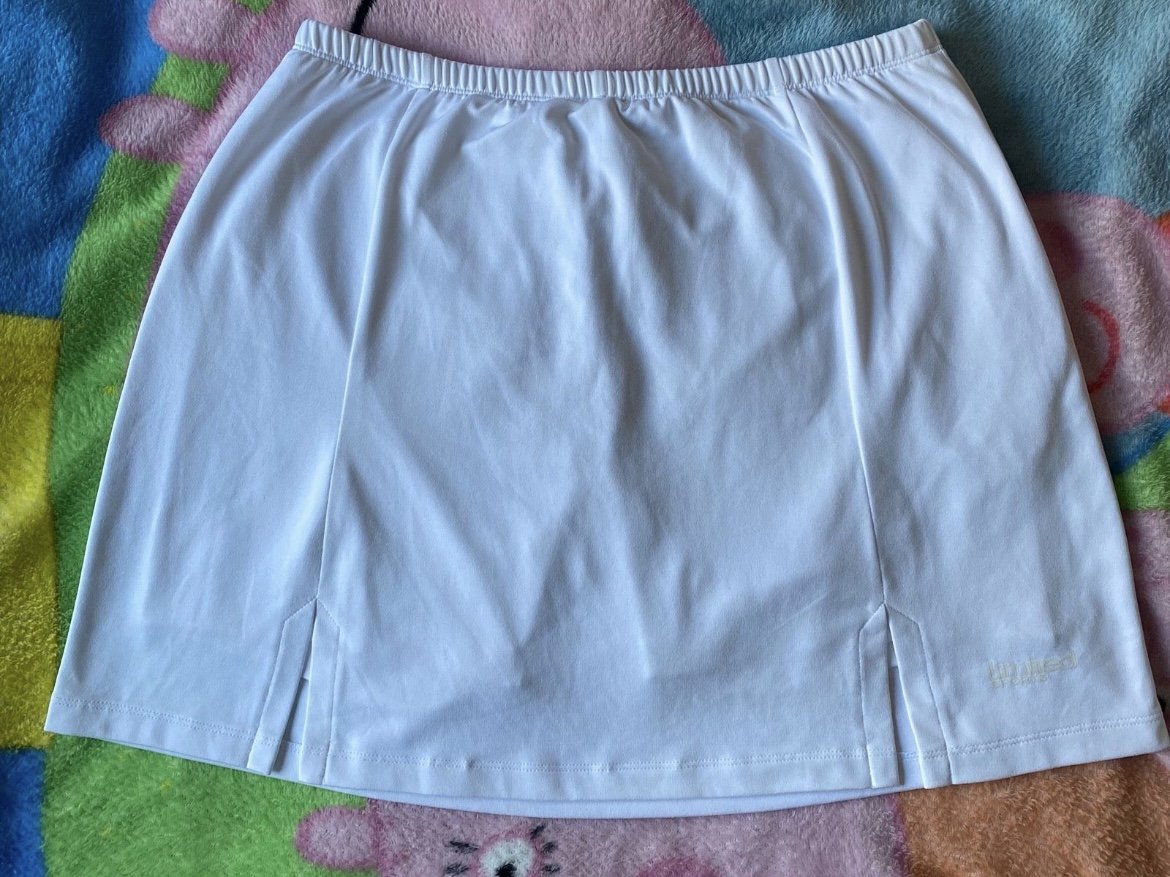 Neuwertiger Tennisrock Skorts gr. 40 limited Sports