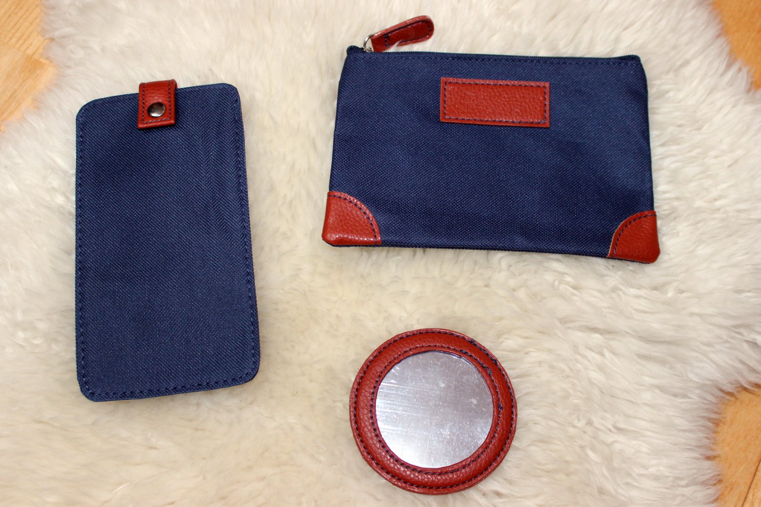 Taschenset 4 Teile Tasche Set Handyhülle Spiegel Kosmetiktasche