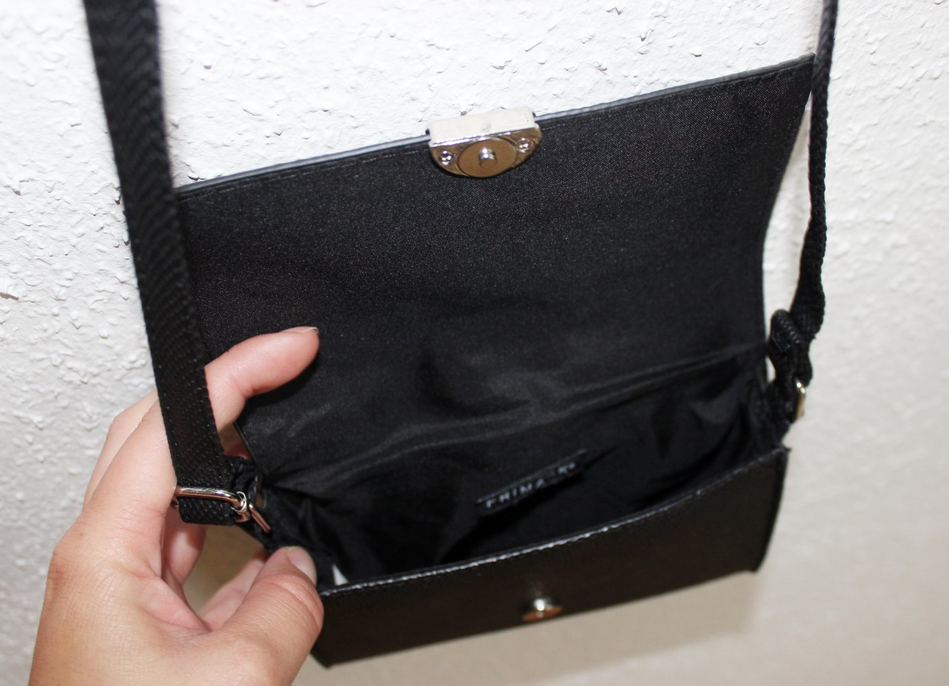 Handtasche Mini Klein Umhängetasche Schwarz Lederoptik