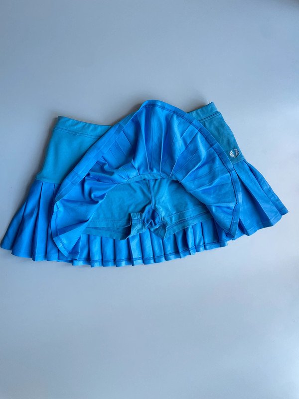 Fred Perry Sport Tennis Skort Rock mit integrierter Shorts