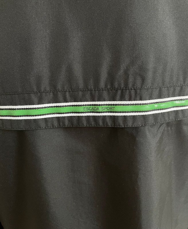 Escada Sport Windbreaker funktionale Jacke 90s 90er Vintage
