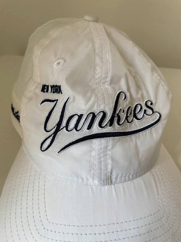 Aime Leone Dore Cap New York Yankees Nylon ALD