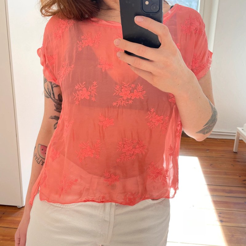 Transparentes Vintage Shirt aus Seide Silk mit Blumen Stickerei