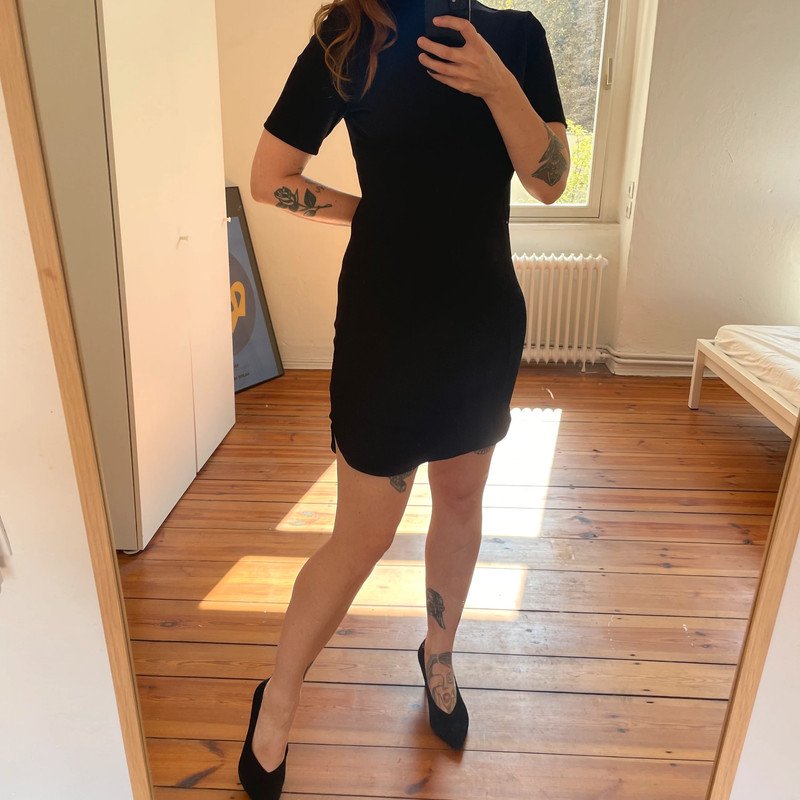 H&M Trend Bodycon Kleid