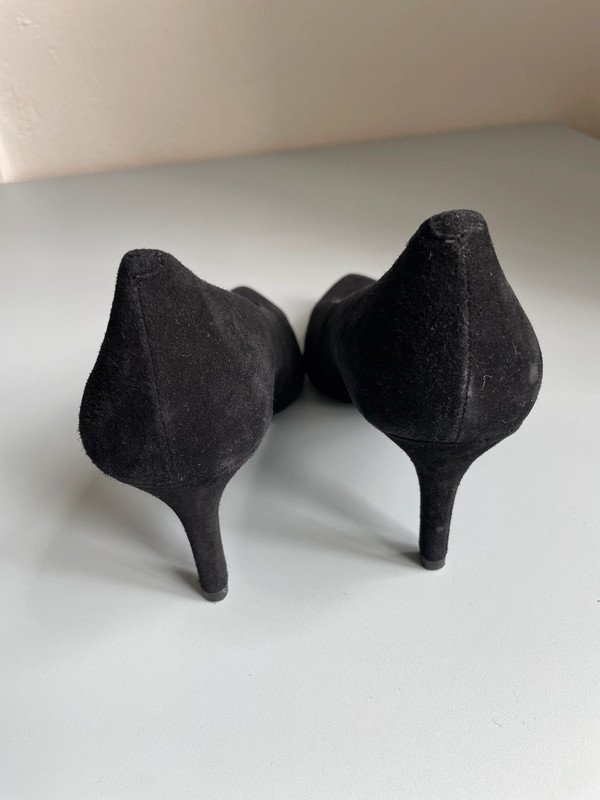 &other stories pointed suede Heels Pumps