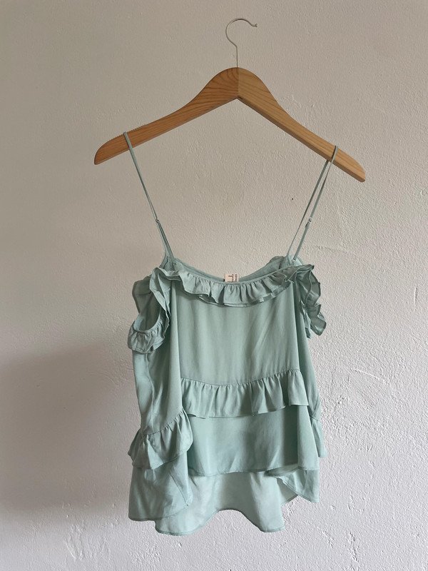 H&M Trend Top in mintgrün mit Volant Viskose Seide