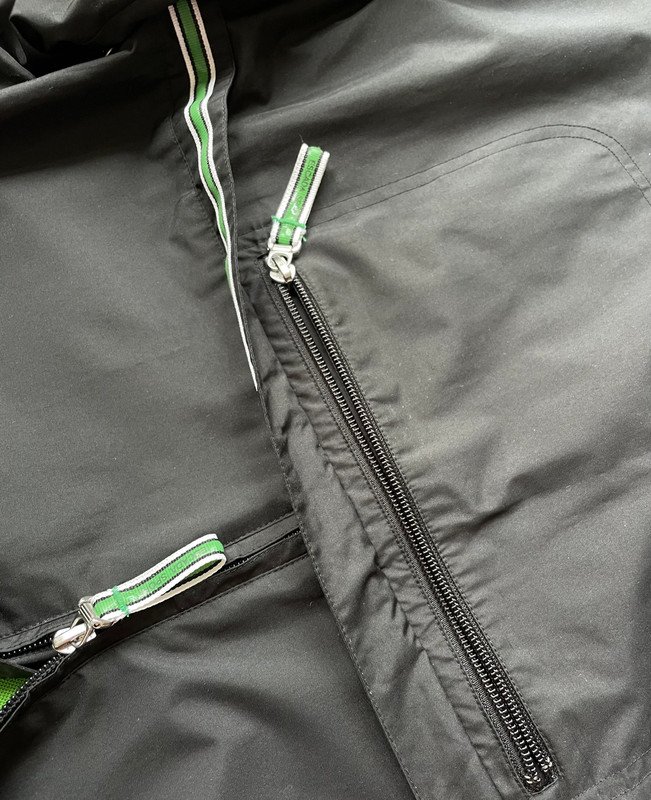 Escada Sport Windbreaker funktionale Jacke 90s 90er Vintage