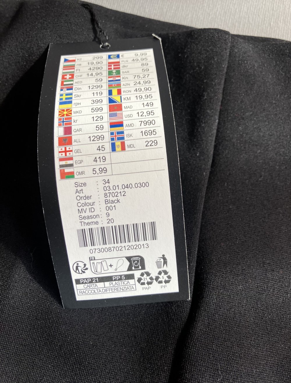 Schwarzer ungetragener Midi Rock in der Größe 34