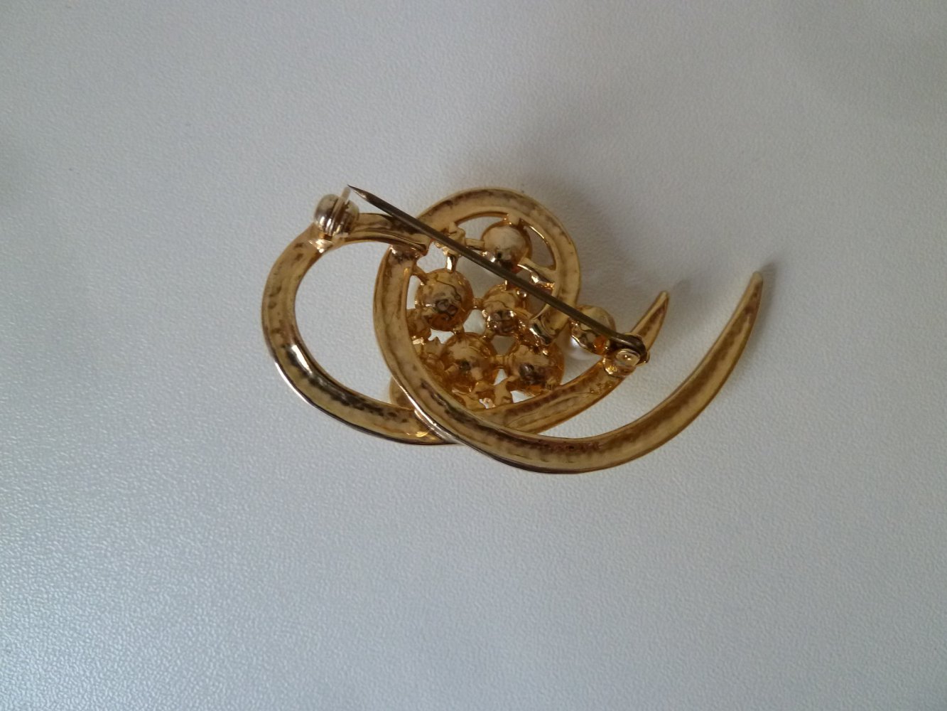 Brosche Dekoration mit und Perle Bienenform Antike Gold Anstecknadel für Schal 