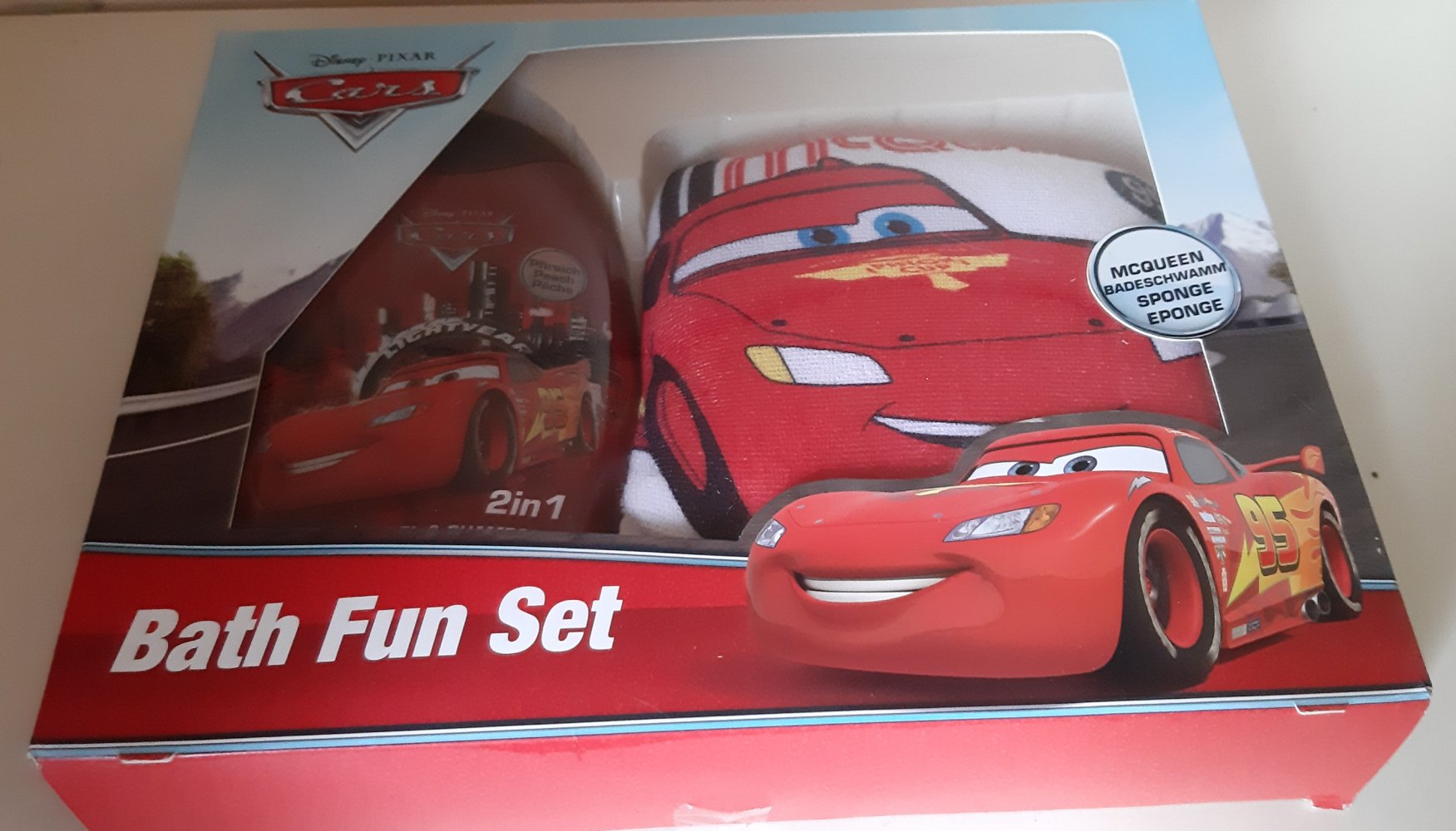 Kinder Cars Duschset Dusch Set Duschgel und kleines Handtuch / Waschlappen / Badeschwamm