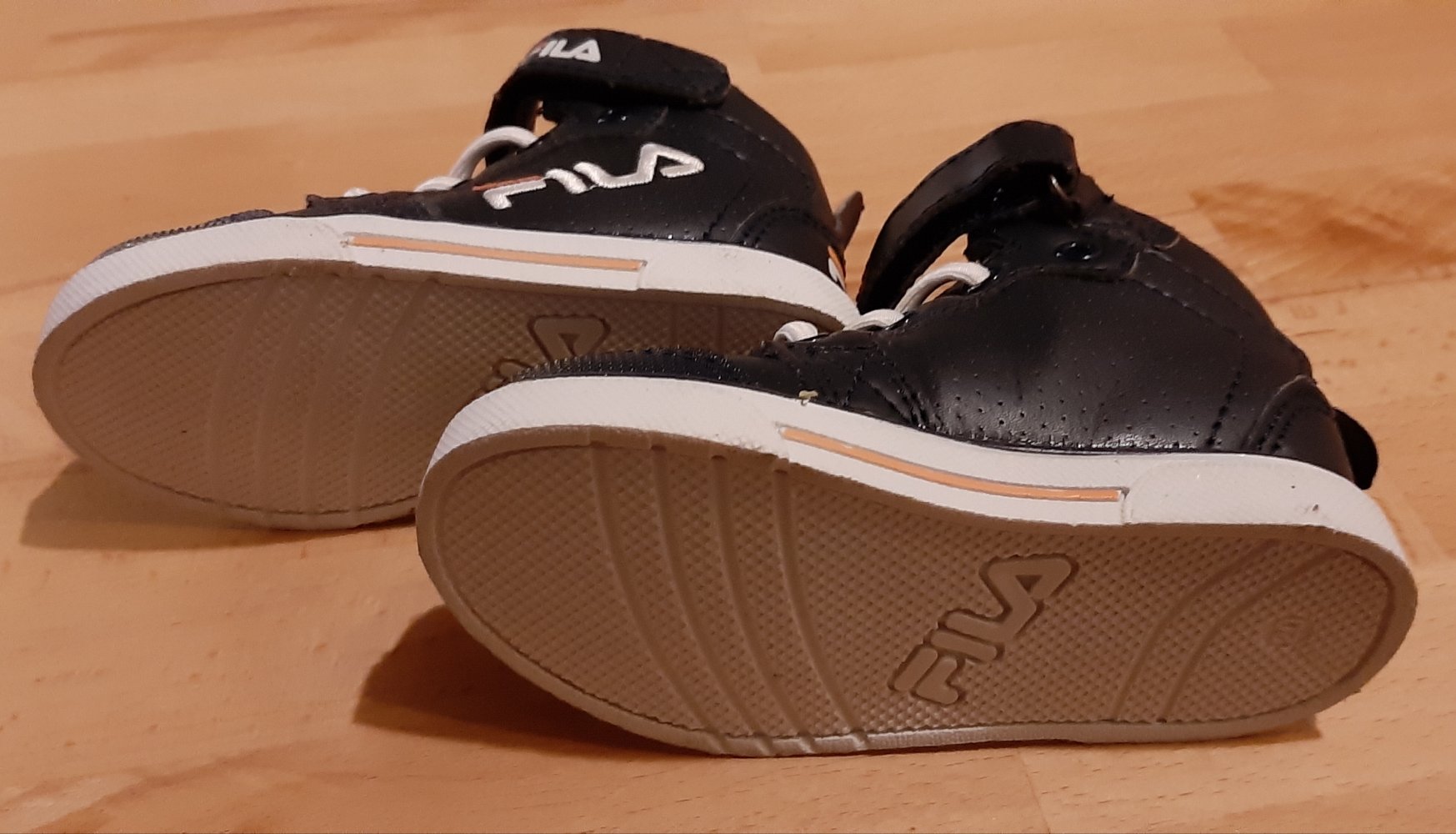 Fila High Sneaker NEU Gr. 20 Stiefel