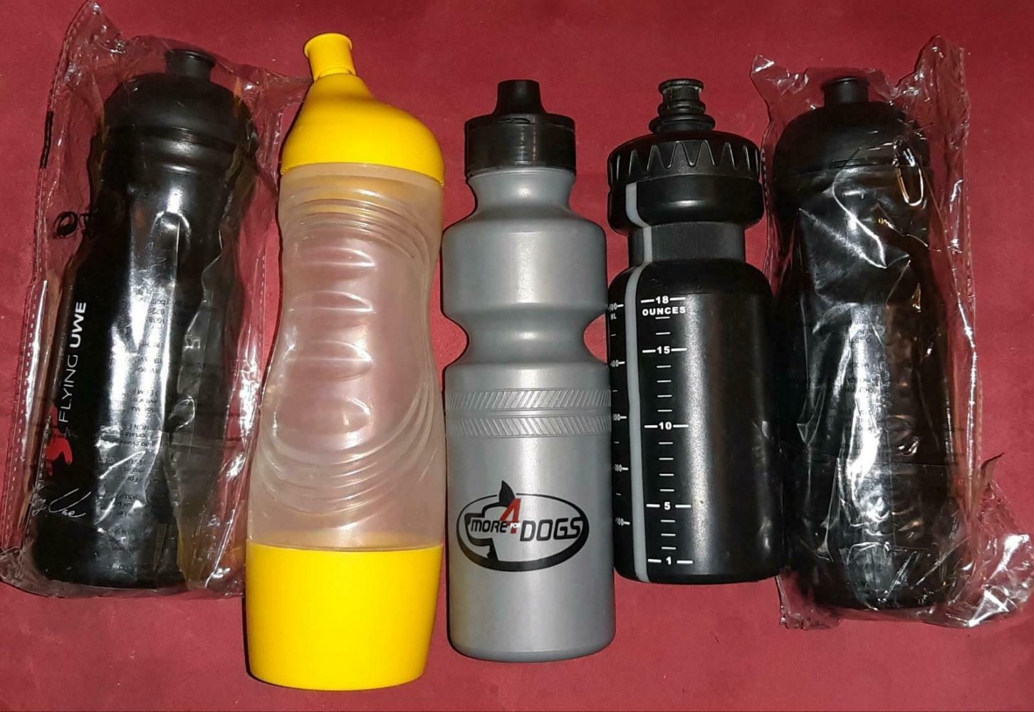 Trinkflaschen Strohhalmbecher Becher Flasche Tasse Tupper Sportflasche