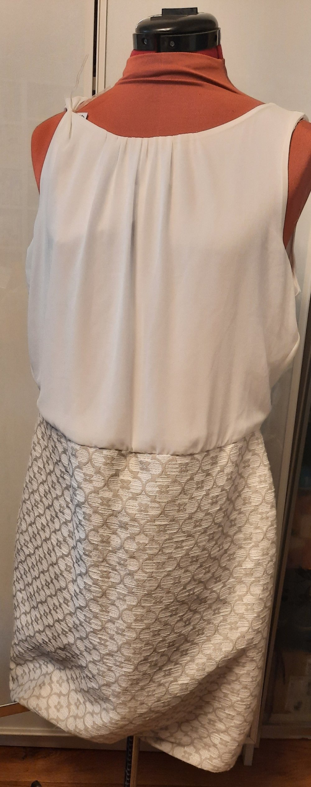 Cocktailkleid S. OLIVER Gr. 42 cremeweiß 