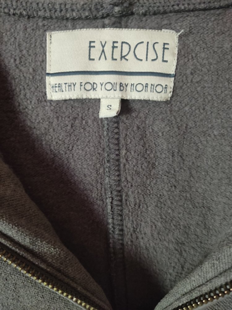 Noa Noa Sweatjacke mit Kapuze Gr.S grau