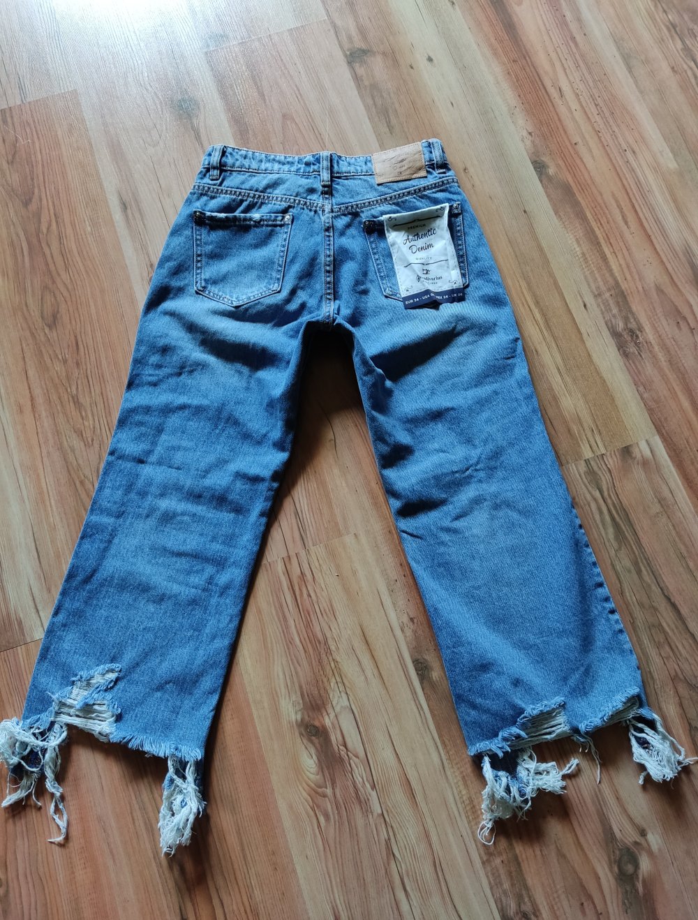 Stradivarius High Waist Jeans Gr.XS NEU mit Etikett
