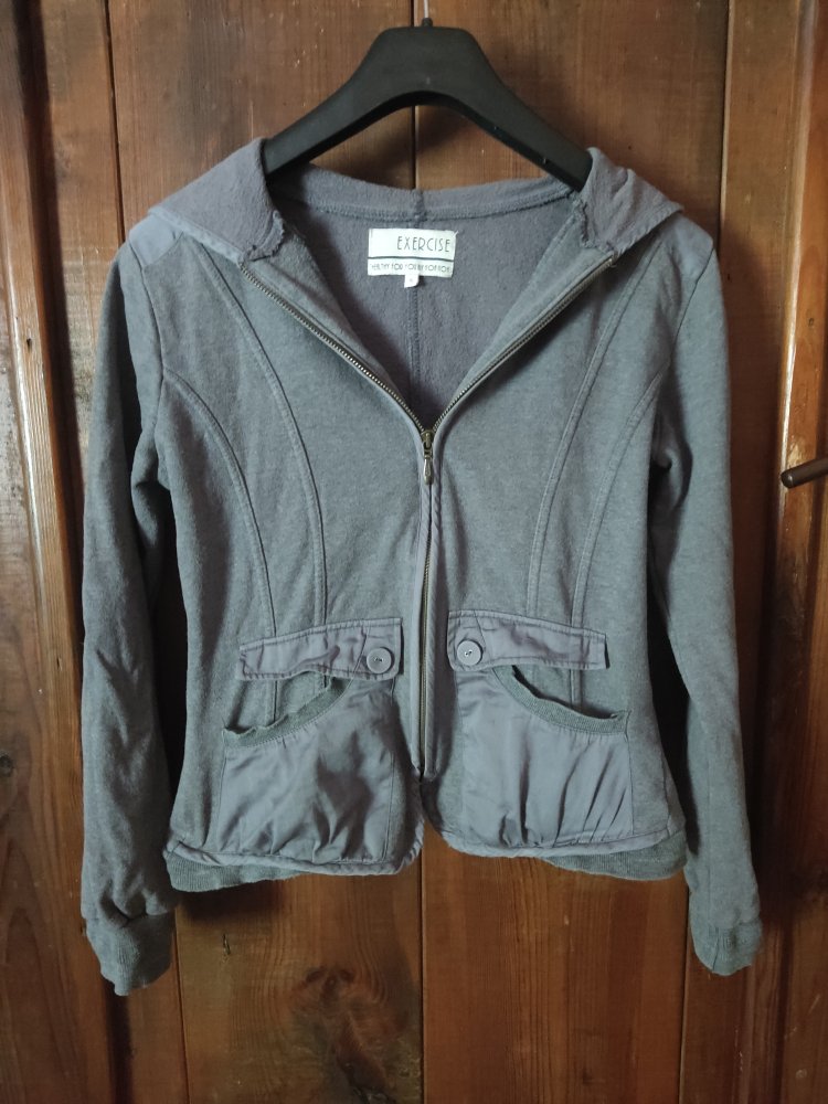 Noa Noa Sweatjacke mit Kapuze Gr.S grau
