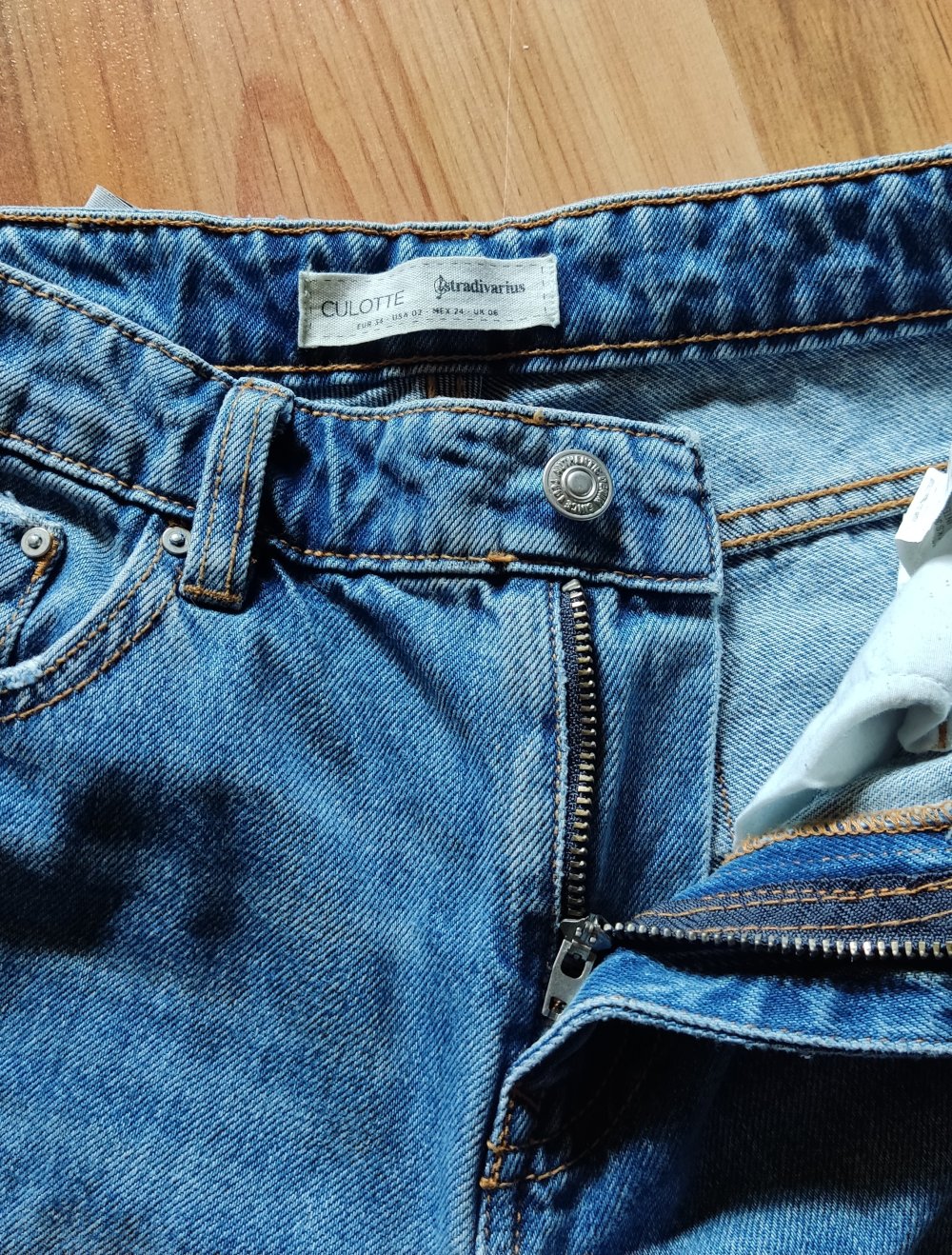 Stradivarius High Waist Jeans Gr.XS NEU mit Etikett