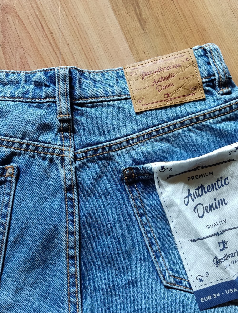 Stradivarius High Waist Jeans Gr.XS NEU mit Etikett