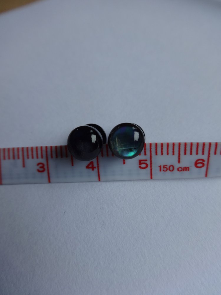 Fake-Plugs aus Acryl