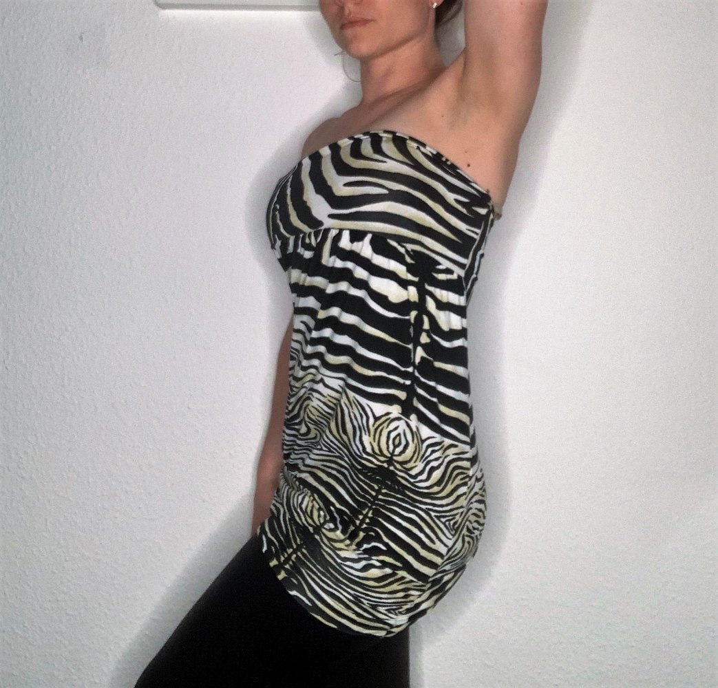 Madonna Top UNIKAT extravagant Animalprint Gr XS Neu
