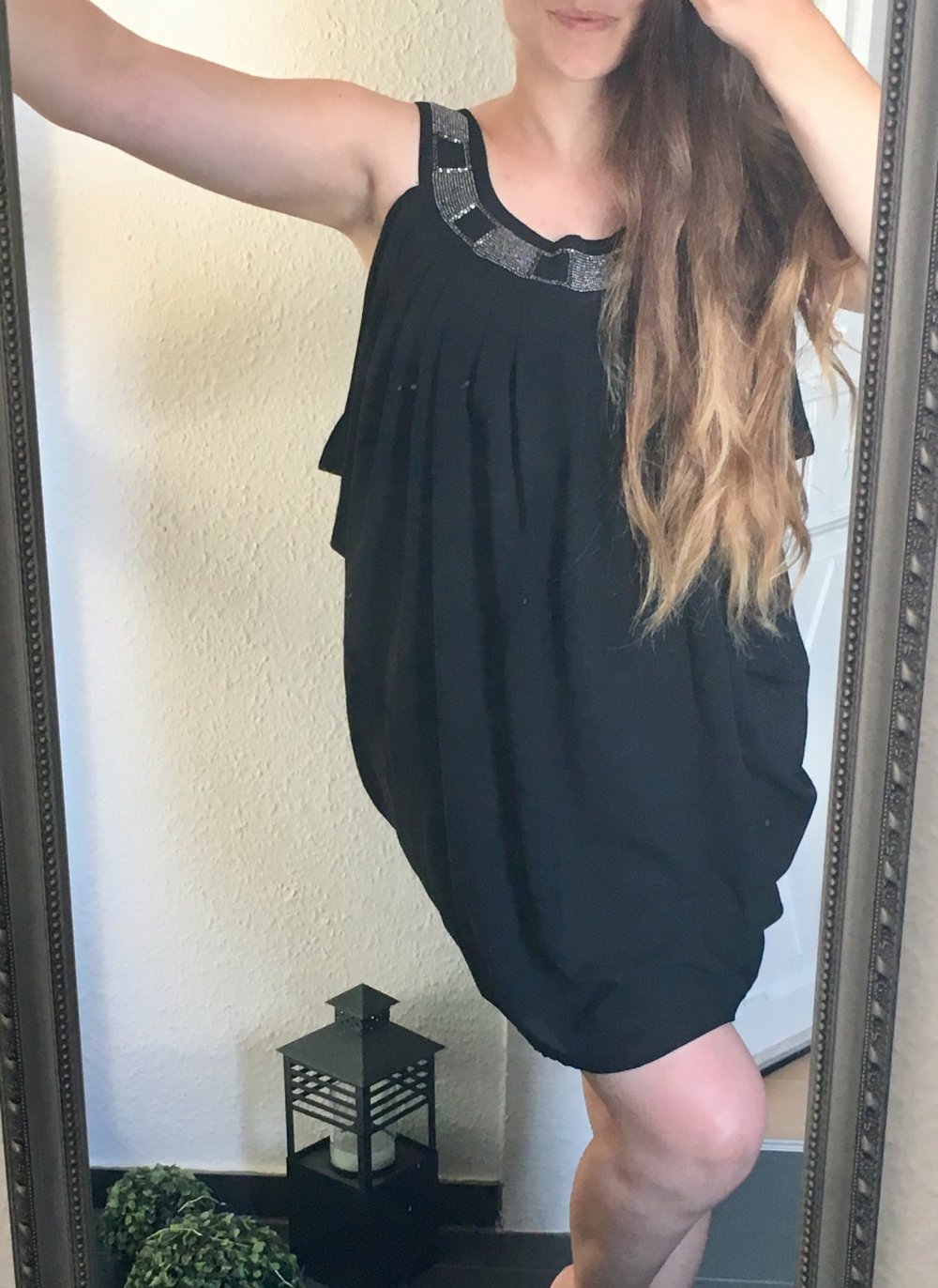 Edles Chiffon Kleid mit Perlen Neu mit Etikett Gr 36 / H&M