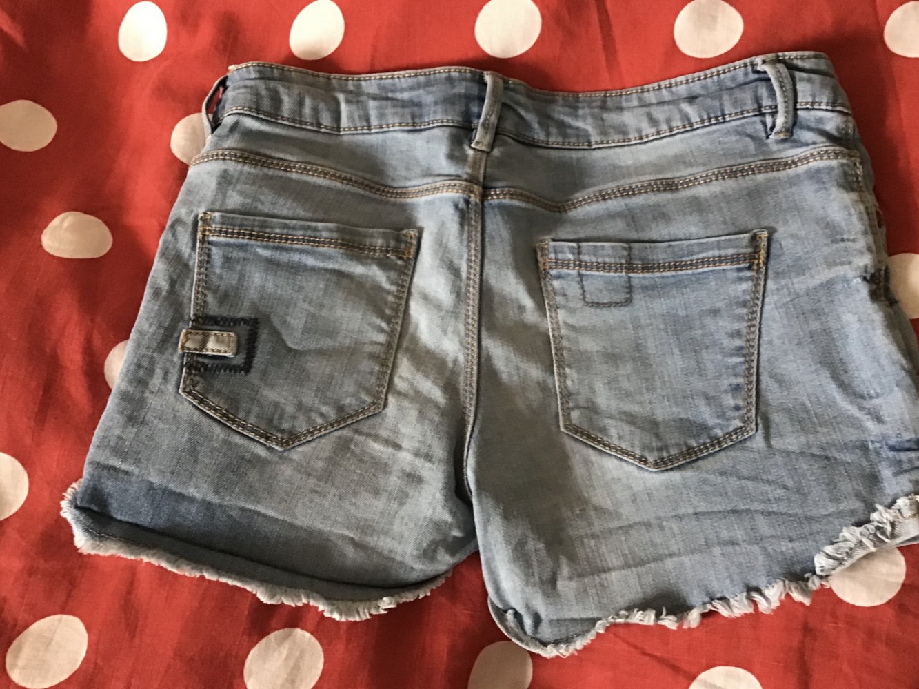 kurze Shorts