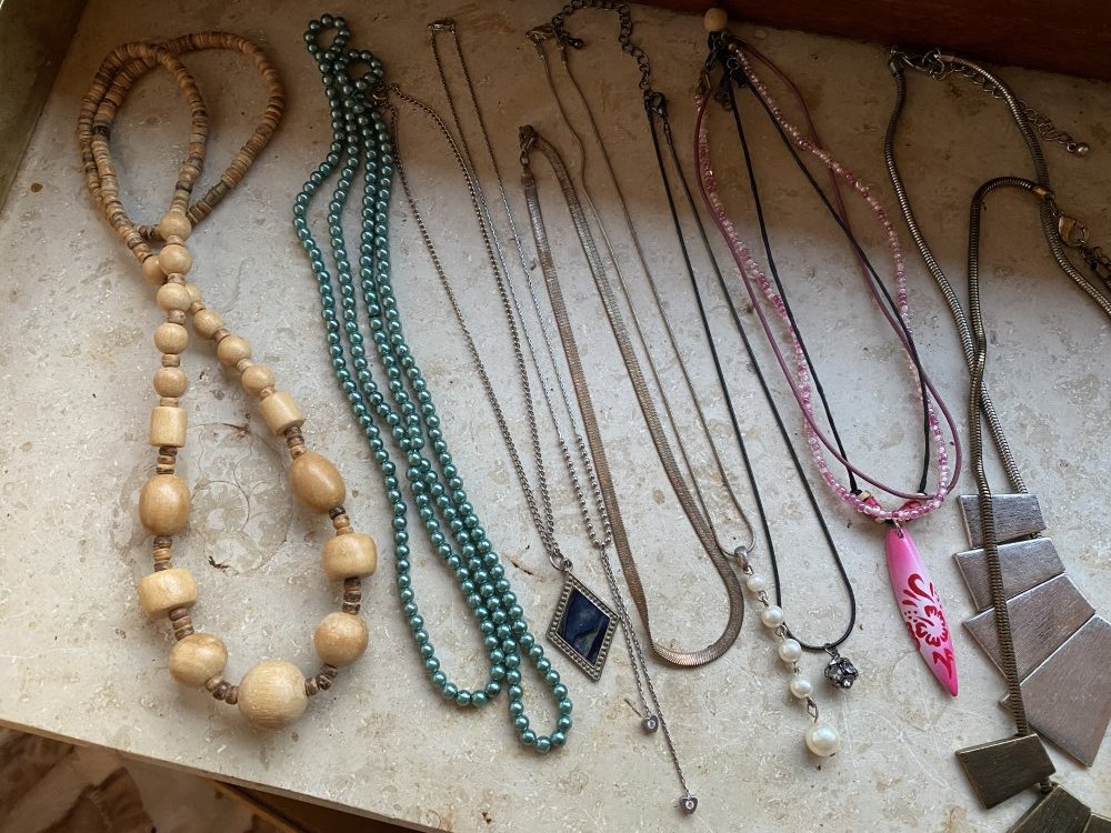 Ketten Haarbänder Gold Silber Perlen Holz Anhänger