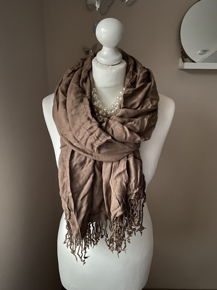 Brauner Schal von Samaya aus 100 % Viskose
